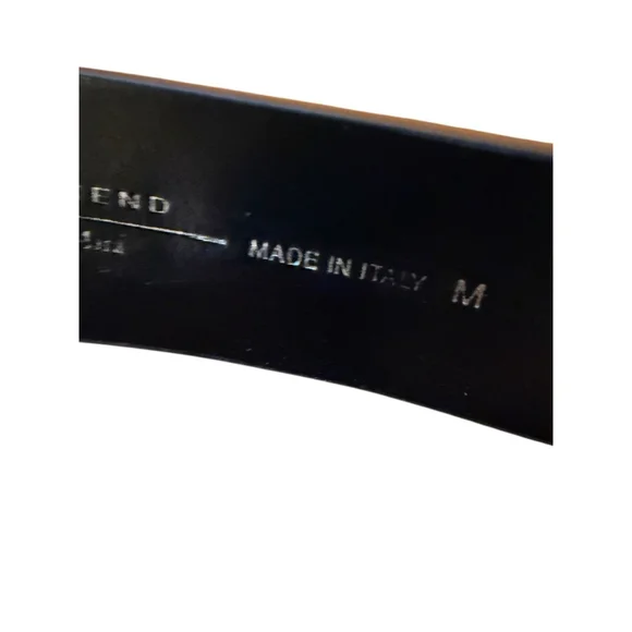 Weekend Max Mara Genuine Leather Belt with Embroidery Size: Medium NWT FLAWED - Picture 8 of 11